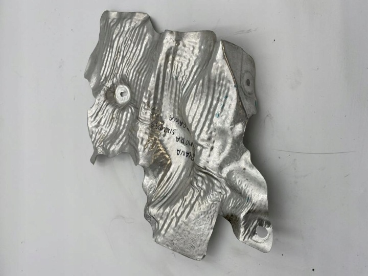 Blende Abdeckung KATALIZATORA des Auspuffs RENAULT ARKANA 1.6 E-TECH HYBRYDA 76939054R