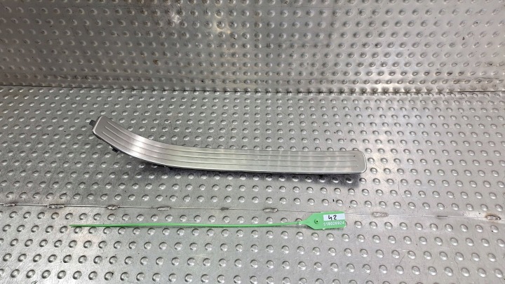 moulding cover of the threshold left rear part 7L0853793C PORSCHE CAYENNE and 7L LIFT 4.8