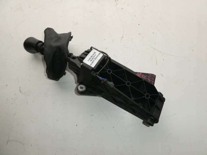 SCHALTKNAUF SCHALTKOPF MANSCHETTE SCHALTKULISSE GETRIEBE MERCEDES SPRINTER 906 A9062606809