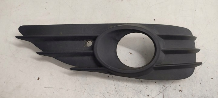 grid of a bumper right Opel Astra H Cabrio