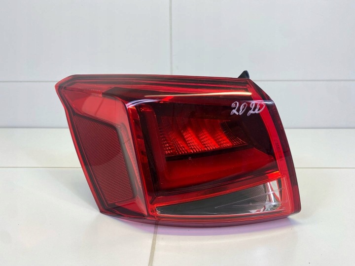 Licht hinten links Seite SEAT Arona 2020 6F9945207B