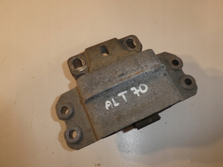 holder engine mount 1K0199555 AUDI VW SEAT SKODA