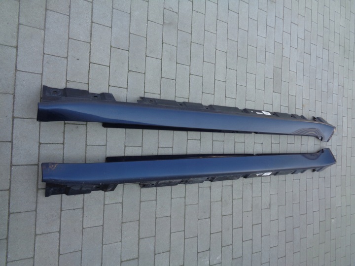 Moulage Jupe Couverture Jupe Gauche BMW 7 F02 A89