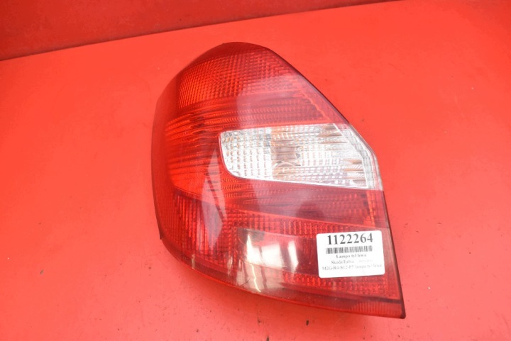 Feux phare Gauche Arrière Arrière 5J6945095 SKODA FABIA 2 II 5J KOMBI 07-10