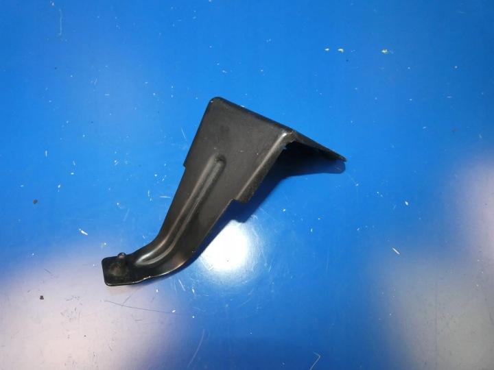 MERCEDES CLC W203 holder bracket console of a fender supports front