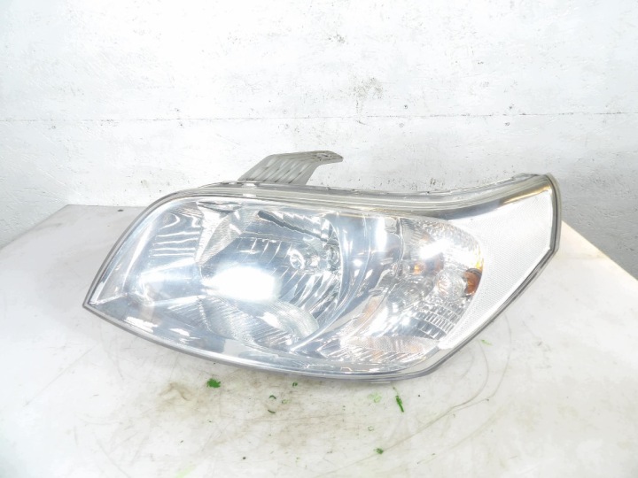 CHEVROLET AVEO T250 LIFT REFLEKTOR gauche LHD2704