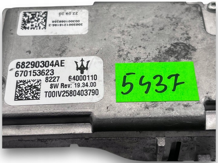 MASERATI LEVANTE KAMERA PRZEDNIEJ Okná OE 68290304AE 670153623 $J