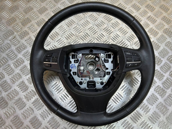 volant BMW 5 F10 F11 2012 9229479