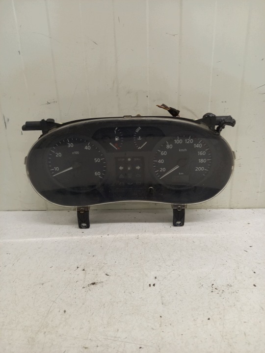 brzinomjer kilometar sat OPEL VIVARO P8200279062-B 1.9 DCI