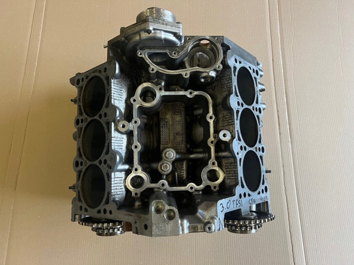 AUDI 3.0 TFSI BLOK DOL Motore KORPUS Coppa olio CTU 06E103023AK
