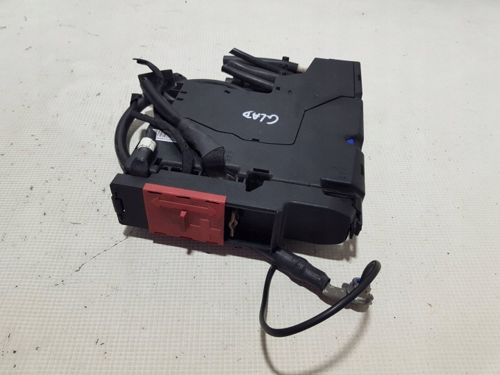 Borne Positif Module NABOJ PIROTECHNICZNY Mercedes E W212 2125406550