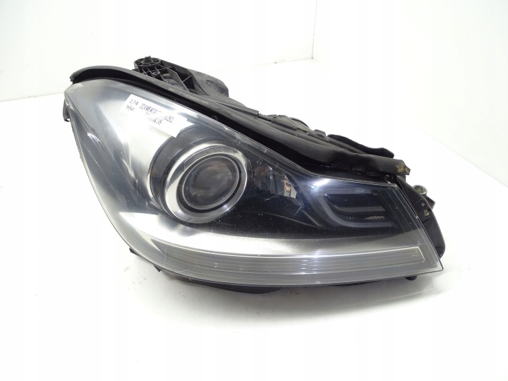 Licht rechts vorne rechts vorne BI-XENON MERCEDES W204 LIFT A2048208239 UK