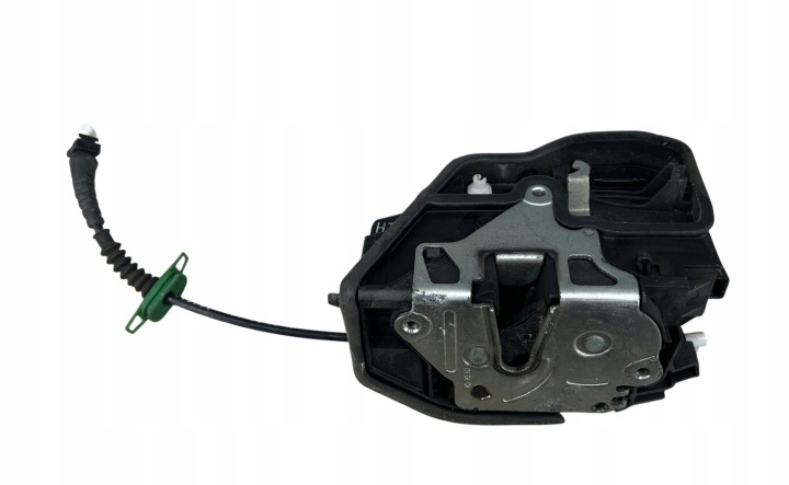 lock door left rear part BMW E60 E70 E83 E84 E90 F01 F06 F10 F20 7167069