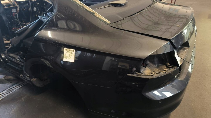 quarter fender left rear part LB7R VOLKSWAGEN PASSAT B8