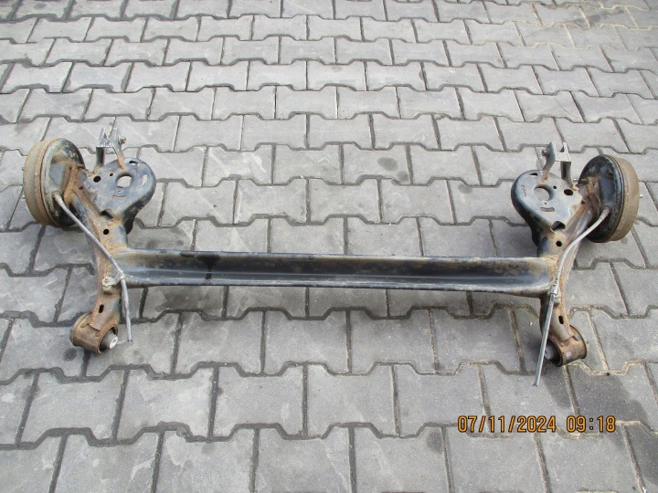 Pont arrière Arrière Suspension Renfort pare choc OPEL KARL 1,0i