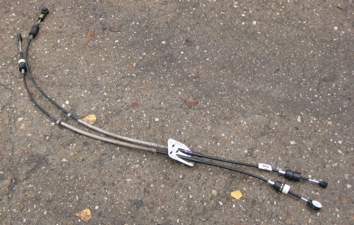 FORD FIESTA MK7 1.25 09R ropes changes of the gear 8A6R7E395ME