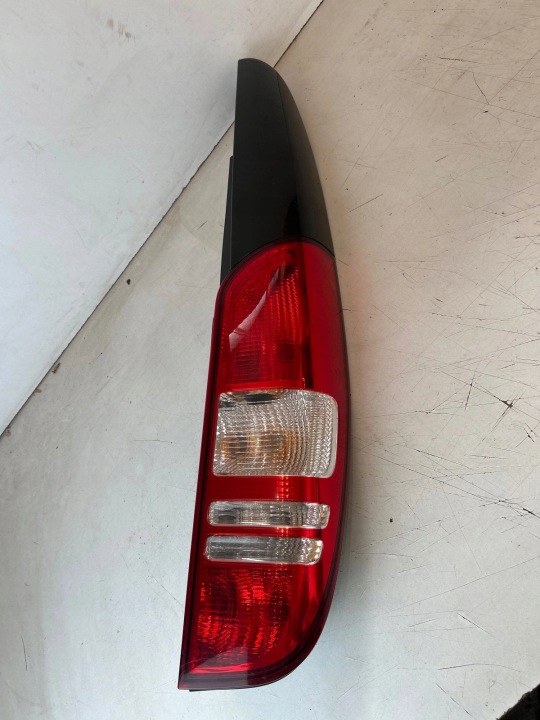 licht heck hinten rechts Mercedes W639 Vito Viano
