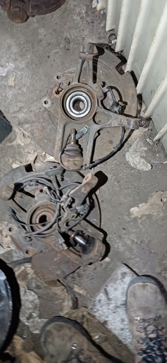Achsschenkel Radnabe Radlager schenkel links oder rechts vorne Mercedes W163 ML