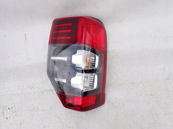 MITSUBISHI L200 V 5 LIFT 19-> light rear part rear left