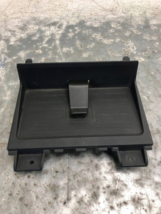 LADOWARKA INDUKCYJNA AUDI Q4 E-TRON 89A864132A