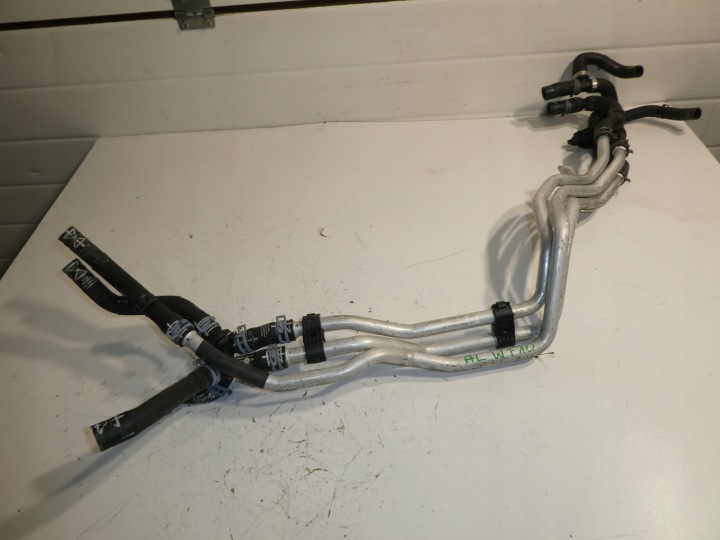 of the hose of water VW T6 2.0 TDI 7E0815098A