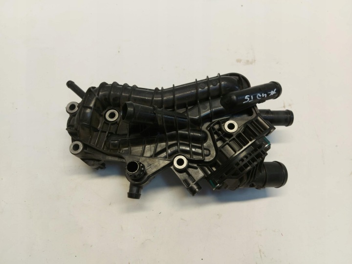 Volvo XC40 T5 EH, 2021 thermostat housing thermostat 1.5 eh 31439559