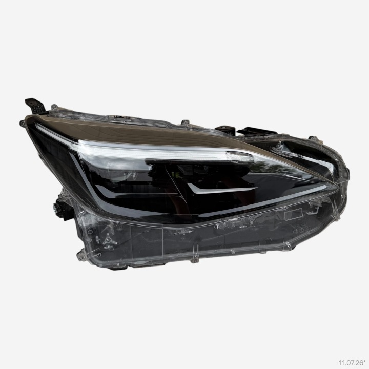 light front right TOYOTA YARIS CROSS 2023 ROK FULL LED