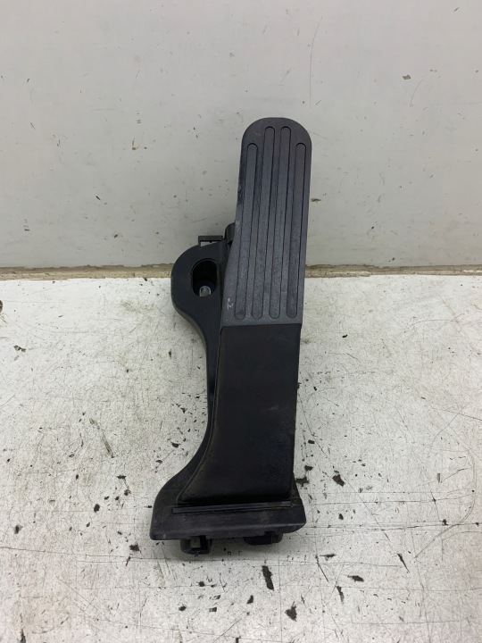 PADAL gas 1K1721503T VW GOLF VI