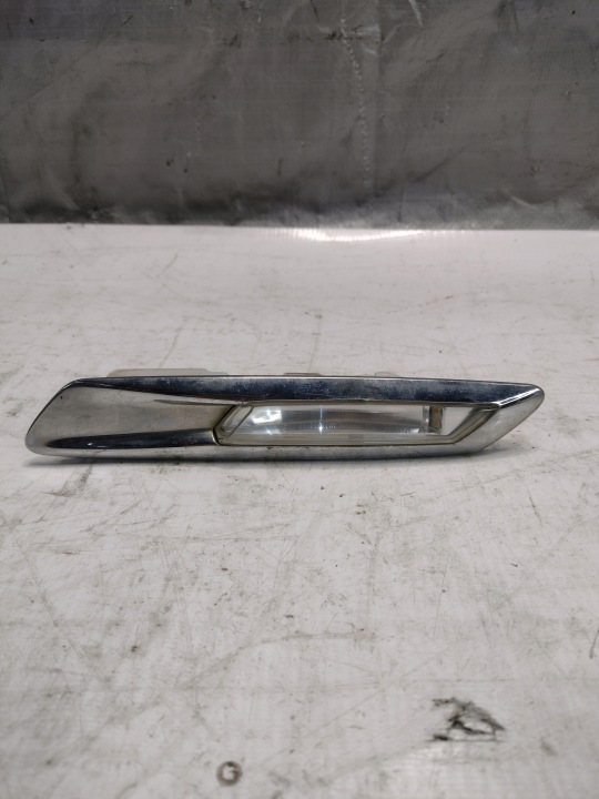 Indicateur de direction Droite boczny BMW F11 7154168
