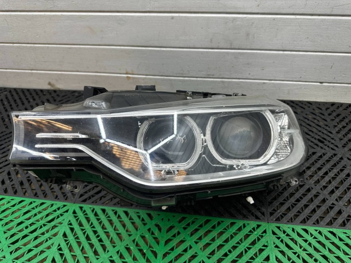 FANALE FARO Anteriore Bocchetta sinistra BMW 3 F30 F31 NIE SKRETNA 7314531
