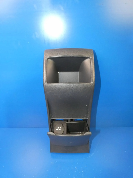 MERCEDES B KLASA W246 cover TUNELU SRODKOWEGO rear part ashtray passenger compartment