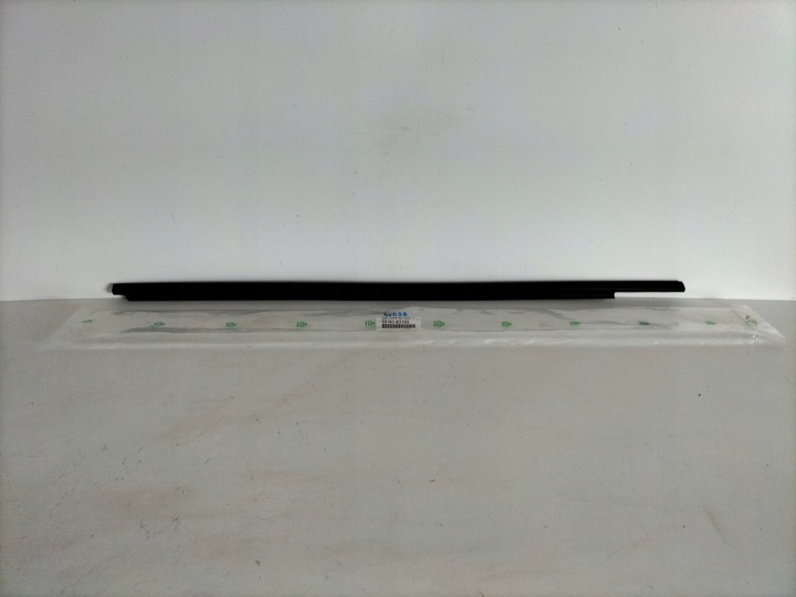 moulding gasket dust door front right TOYOTA YARIS III 11-20