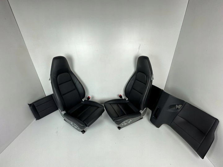 Komplet foteli Porsche 911 991