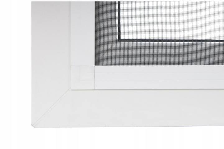 Москитные сетки с установкой изнутри на окна - фото