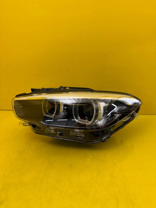 Feux phare Gauche BMW 1 F20 F21 Lift LCi Adaptive Full Led 8739575-01