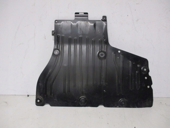 kryt kryt RANGE ROVER EVOQUE II L8D2-14F618-AD