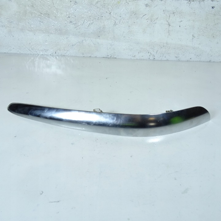 SUZUKI SX4 lista táblák bal 73852-80J1