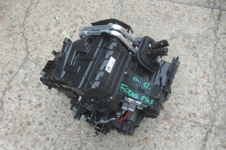 FORD FOCUS MK3 FL 17R 1.5 EB Bloc de chauffage complet Complète H1F1-19B555-EB