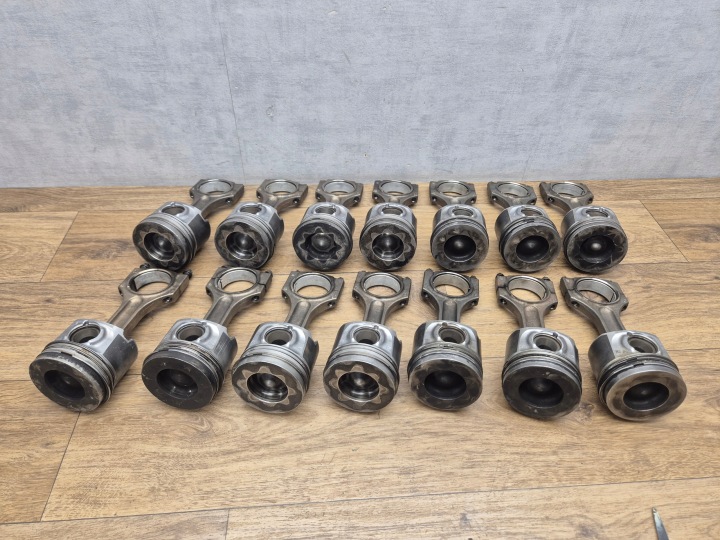 BMW dugattyú hajtókar KORBA N57D30 3.0D F10 F11 F30 F31 F32 F33 F36 F01 7812585