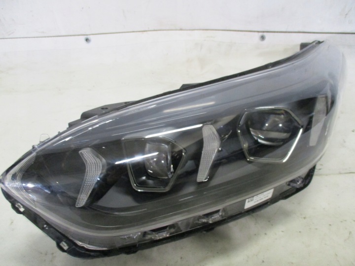 FEUX PHARE GAUCHE AVANT KIA CEED 3 LIFT LED21R-92101J7500