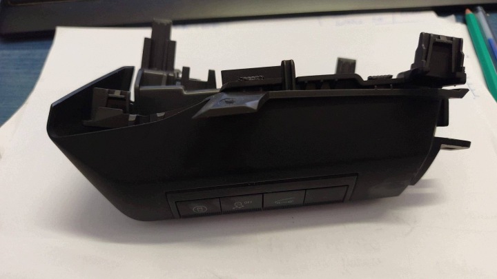 montage bouton Alpine A390 684109099R