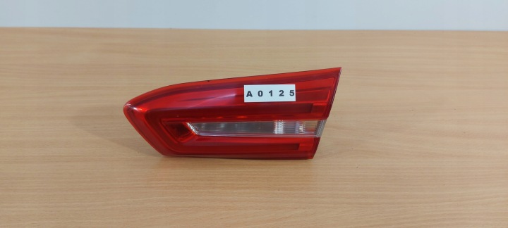 FORD FOCUS MK4 4 IV sedan right light to the bonnet LED