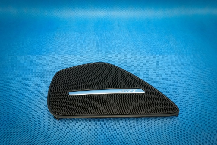 krytka mřížka repráku dveře A8 4H 4H0868452A 4PK Bose