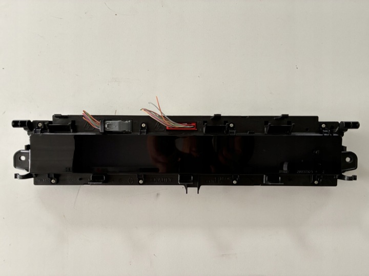 quadro strumenti TACHIMETRO contagiri OROLOGIO predkosciomierz Renault SCENIC II 8200787774A ==OEM== Eu