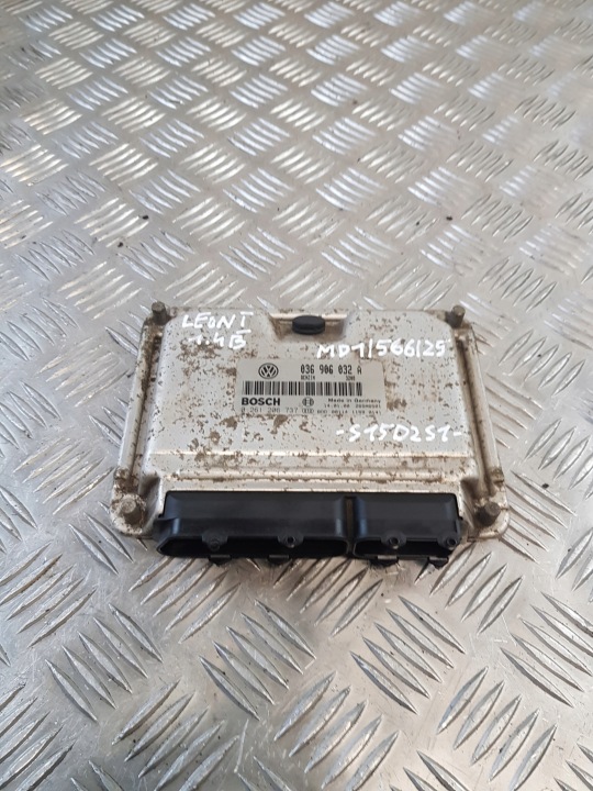 Bedienteil DES MOTORS OE 036906032A 0261206737 SEAT LEON und 1.4B EUROPA