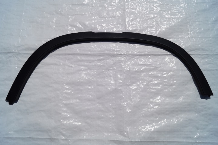 Moulage pour Aile Avant Droit LAND ROVER DEFENDER