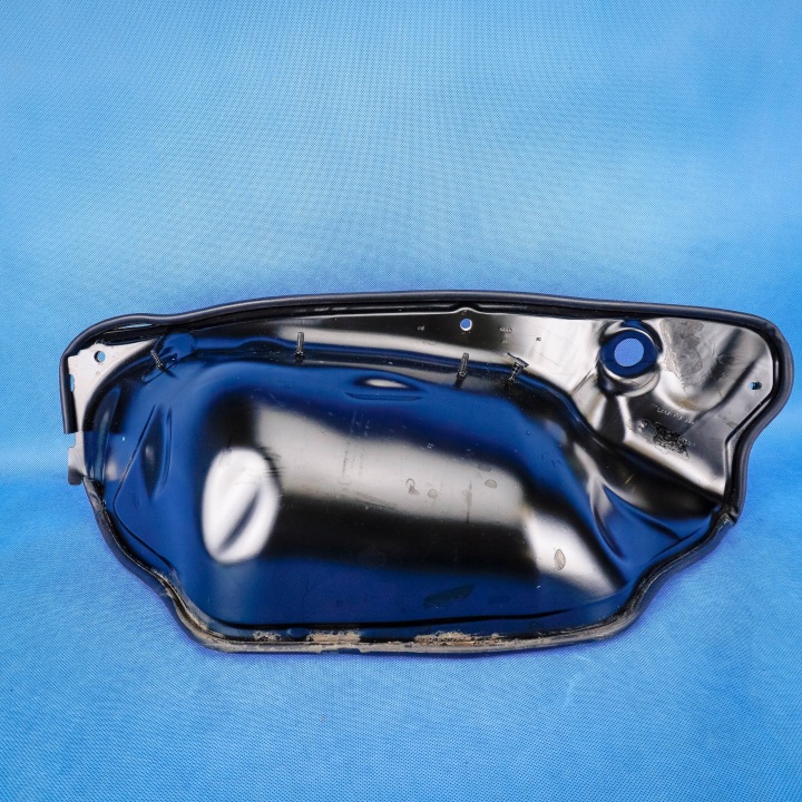 Rynna kryt pod oknem Audi A6 S6 RS6 4G A7 S7 RS7 4G8 4G0819523J