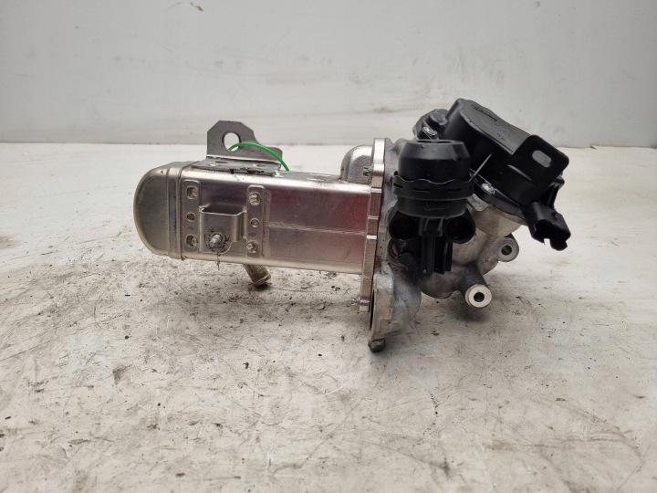 radiator of the gas EGR 30725855 FORD KUGA MK1 MK2 MONDEO MK4 MK5 2.0TDCI