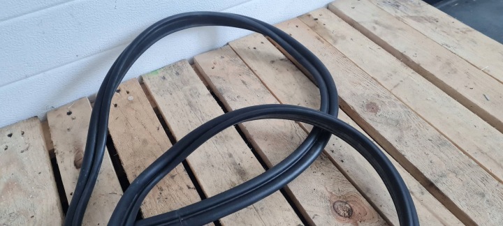 S5 8T A5 TEŽAVE ZADNJEGA KUPCA 8T0827705D 11
