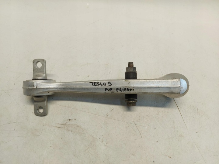 TESLA 3 III arm front right rear 1044341-00-E